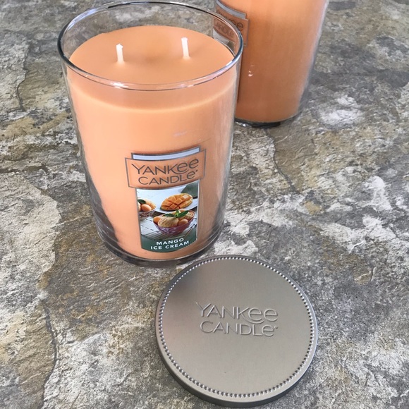 Yankee Candle Mango Ice Cream Large 22 Oz. Tumbler, New - Picture 8 of 9